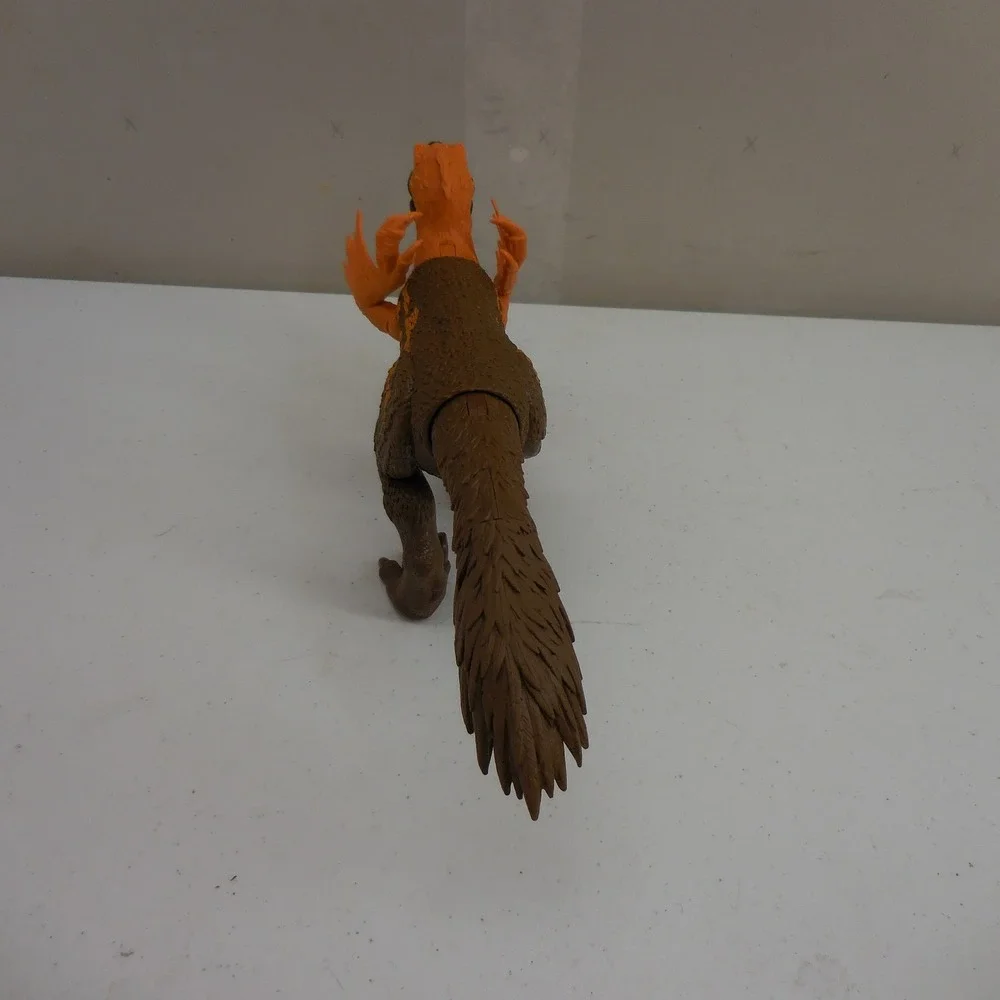 Mattel Jurassic World Dominion Pyroraptor Action Figure Orange Brown GGW41